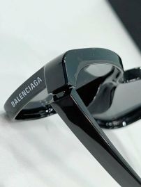 Picture of Balenciga Sunglasses _SKUfw52400573fw